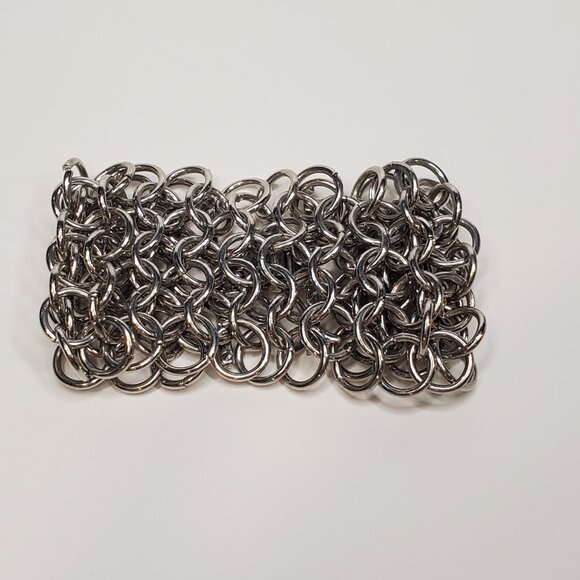 Silver Tone Chainmail Bracelet - Picture 7 of 9